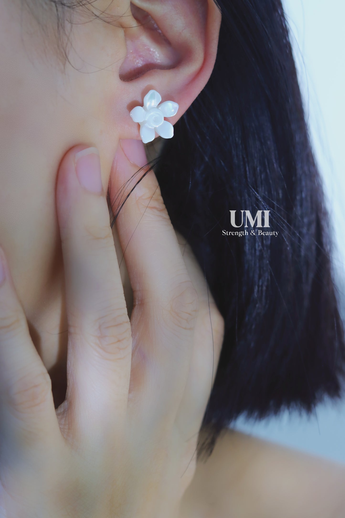Shell Rose Stud Earrings